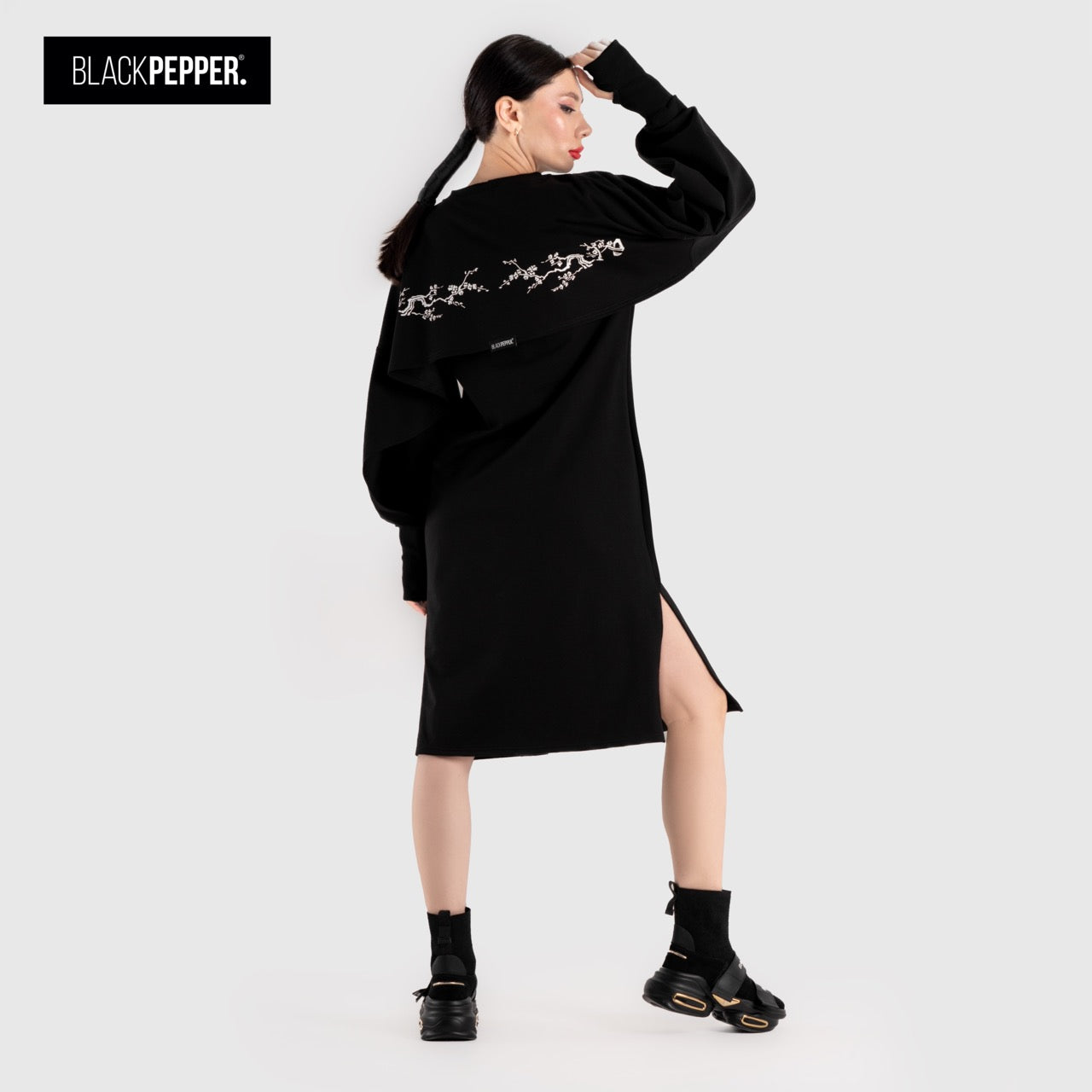 BLACK SAKURA DRESS