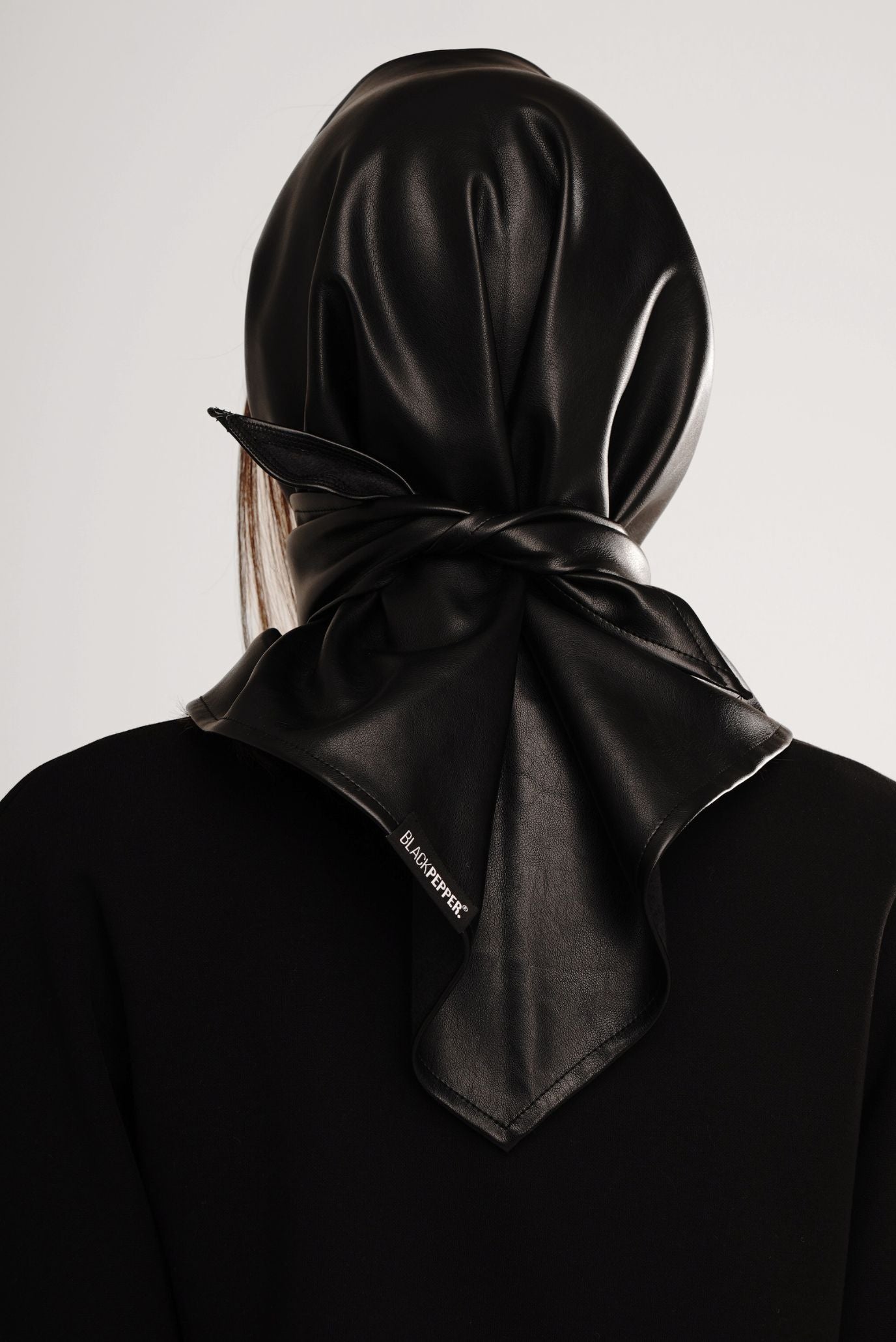 PRIVATE BLACK ECO -LEATHER HEADSCARF