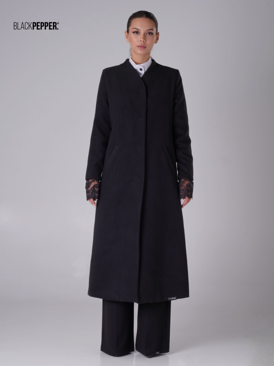 WARM COAT WITH LACE SLEEVES