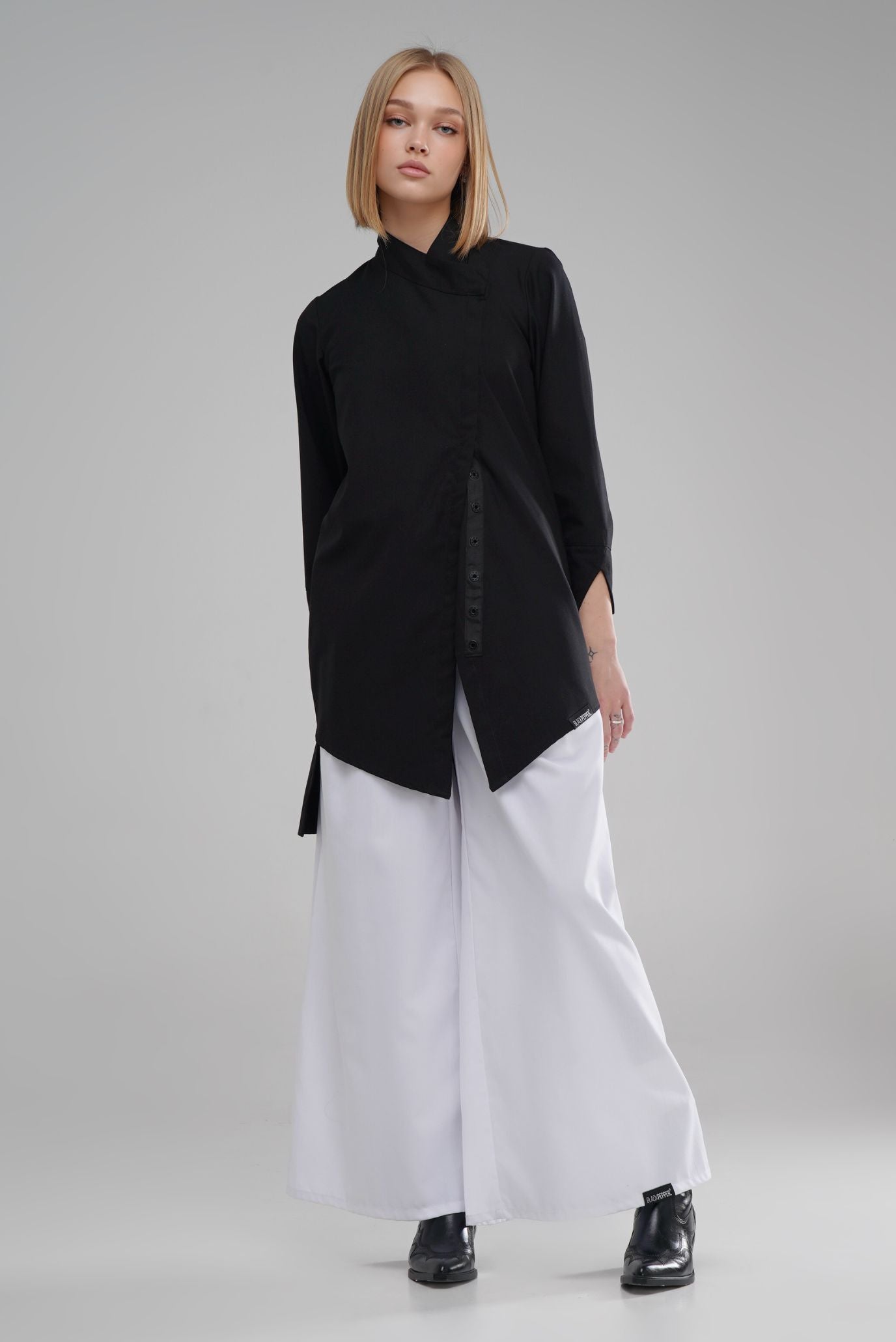 WHITE EXIT LINE TROUSERS