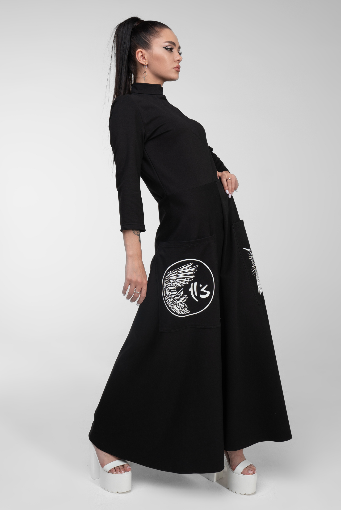 KNIT MAXI DRESS WITH PATCH POCKETS