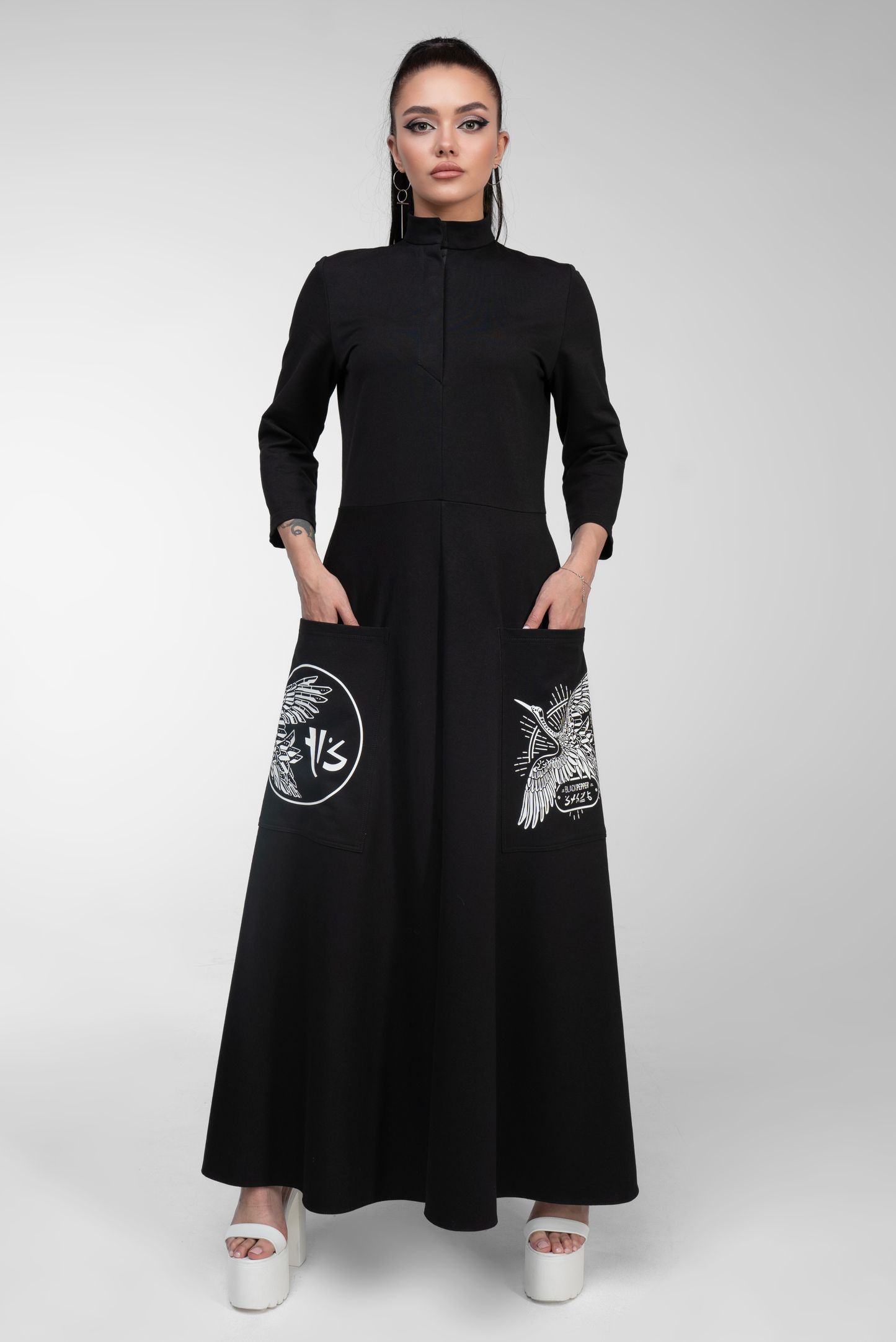 KNIT MAXI DRESS WITH PATCH POCKETS