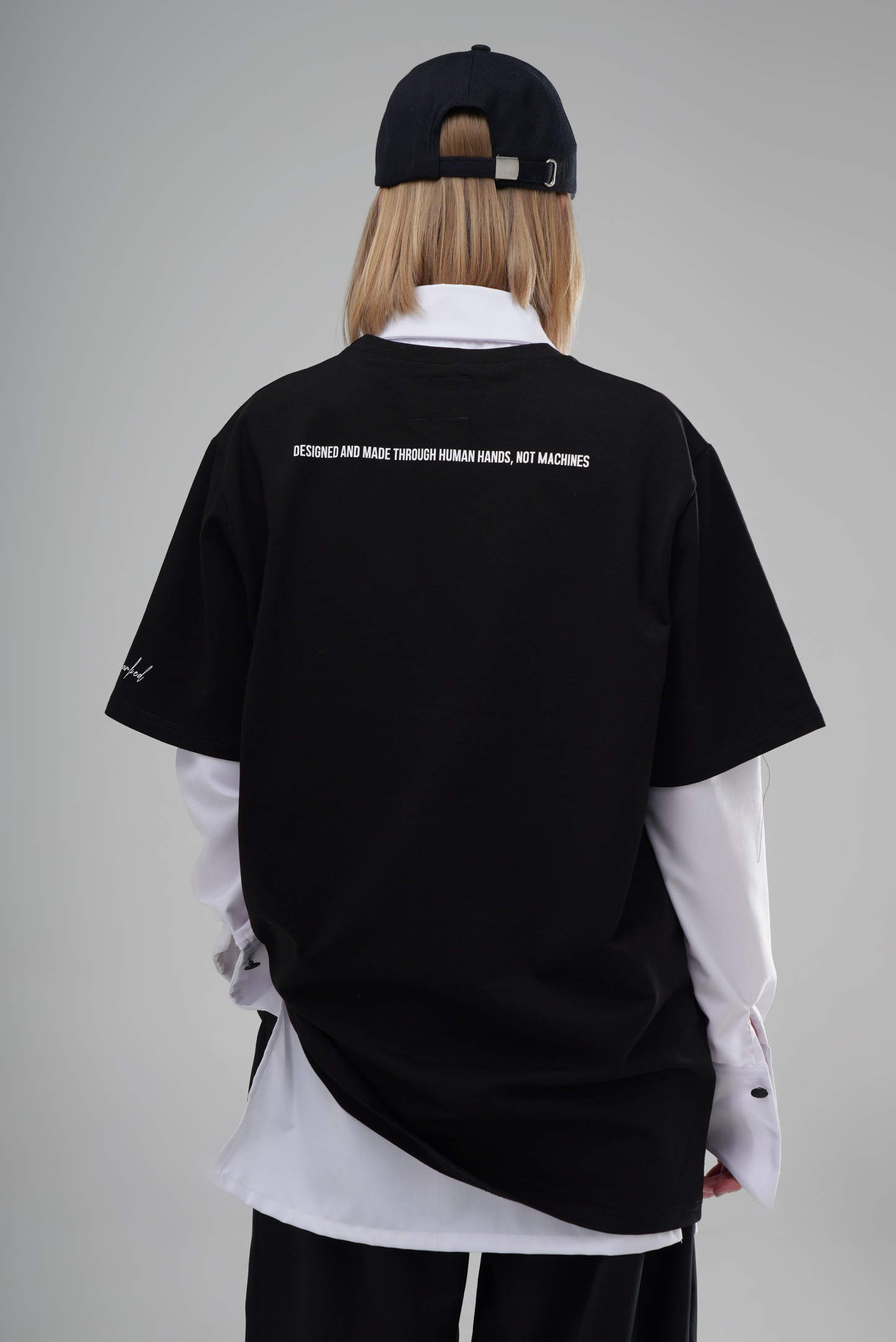 ANNIVERSARY 8 UNMARKED T-SHIRT