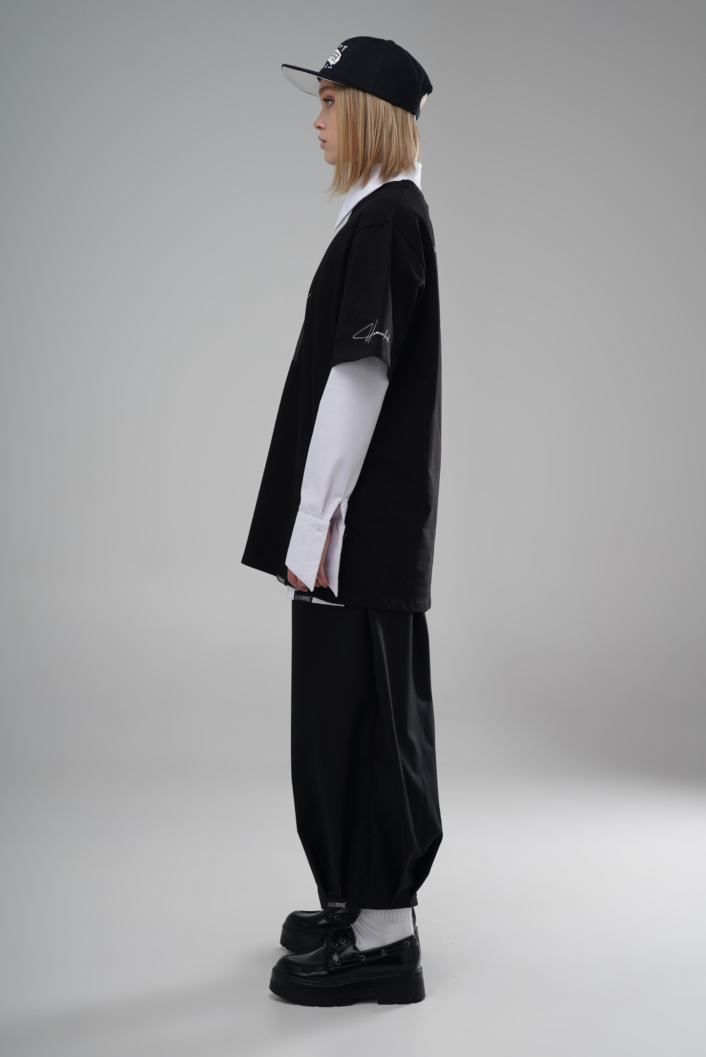 ANNIVERSARY 8 UNMARKED T-SHIRT