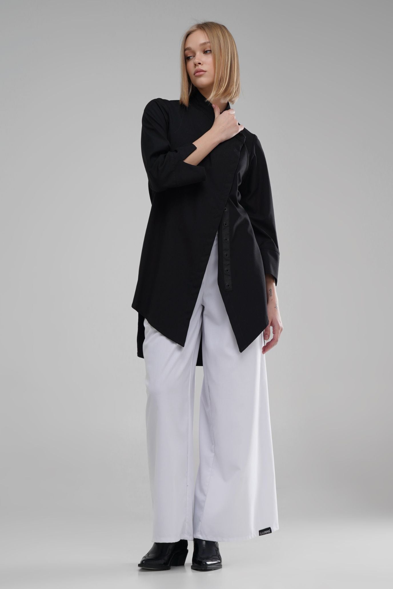 WHITE EXIT LINE TROUSERS