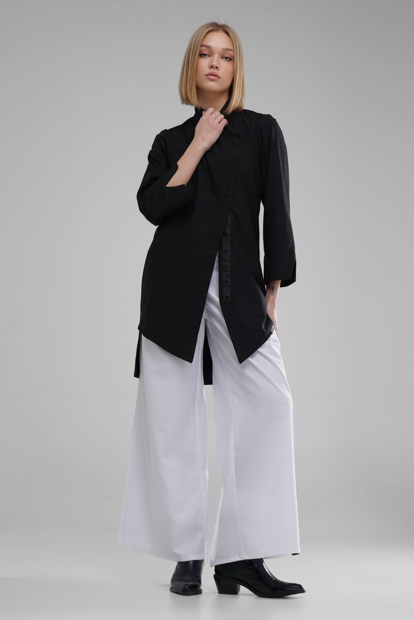 WHITE EXIT LINE TROUSERS