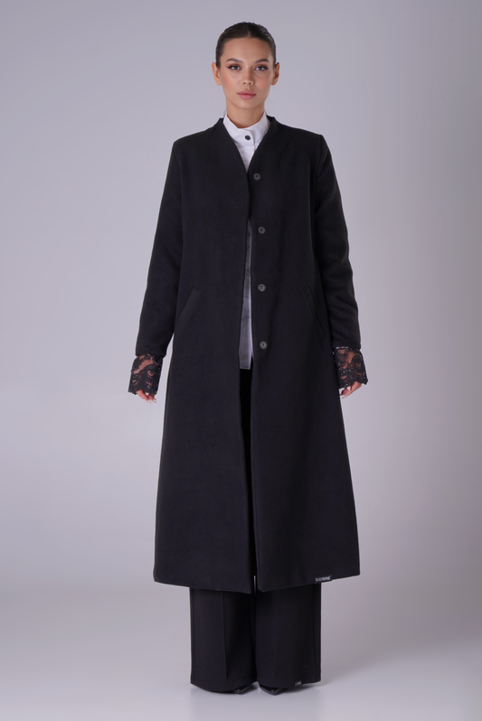 WARM COAT WITH LACE SLEEVES