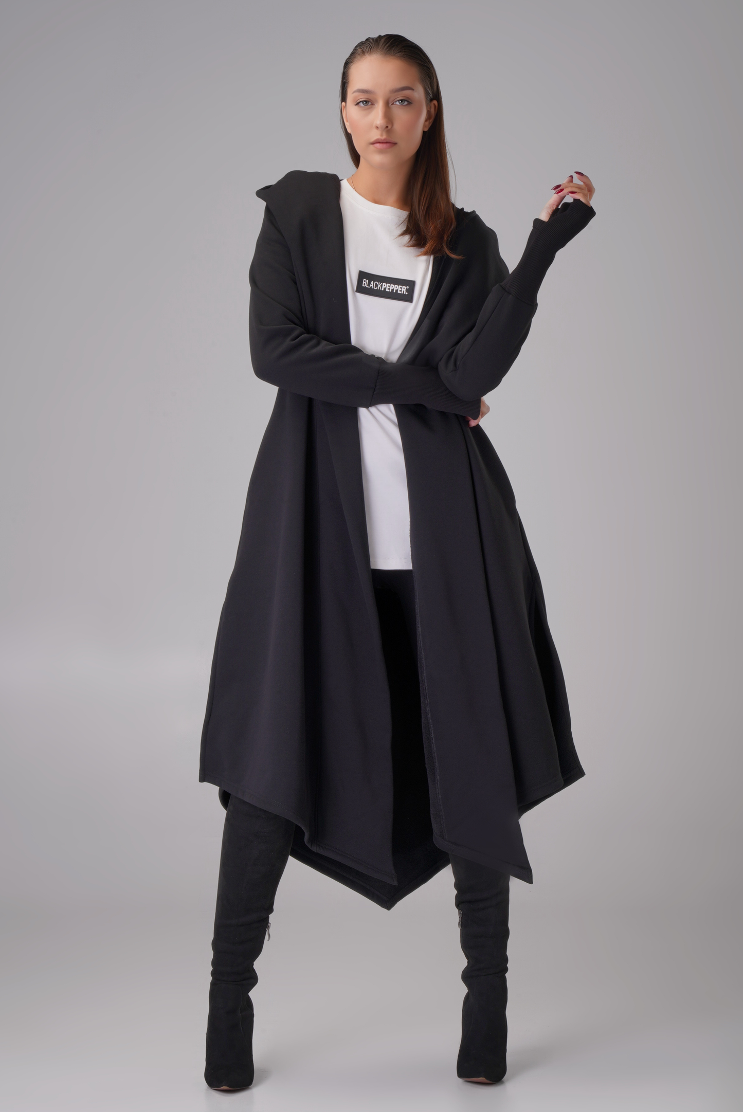 BLACK INSULATED MANTIE