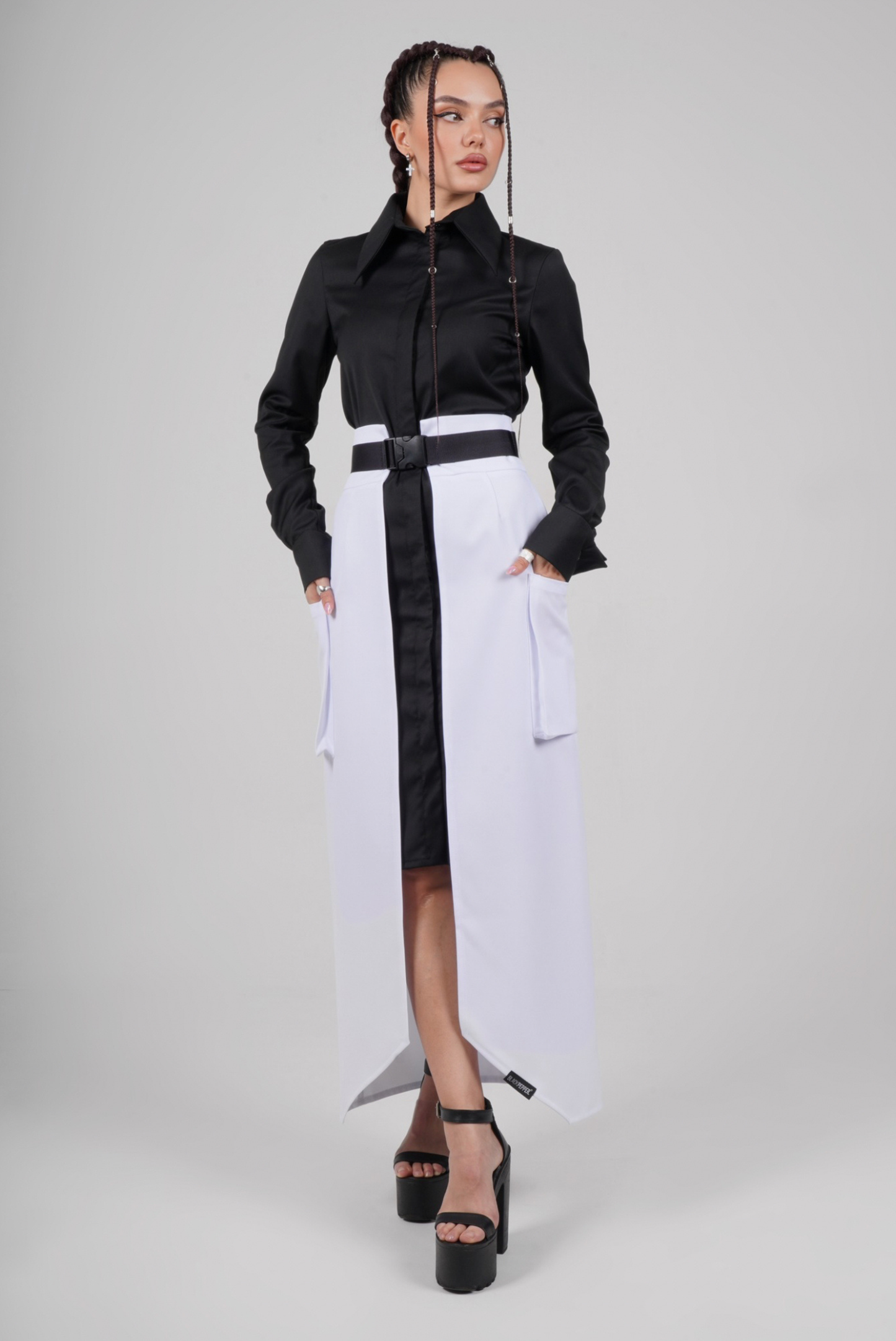WHITE  AND BLACK MAXI PEPLUM WITH PATCH POCKETS SET
