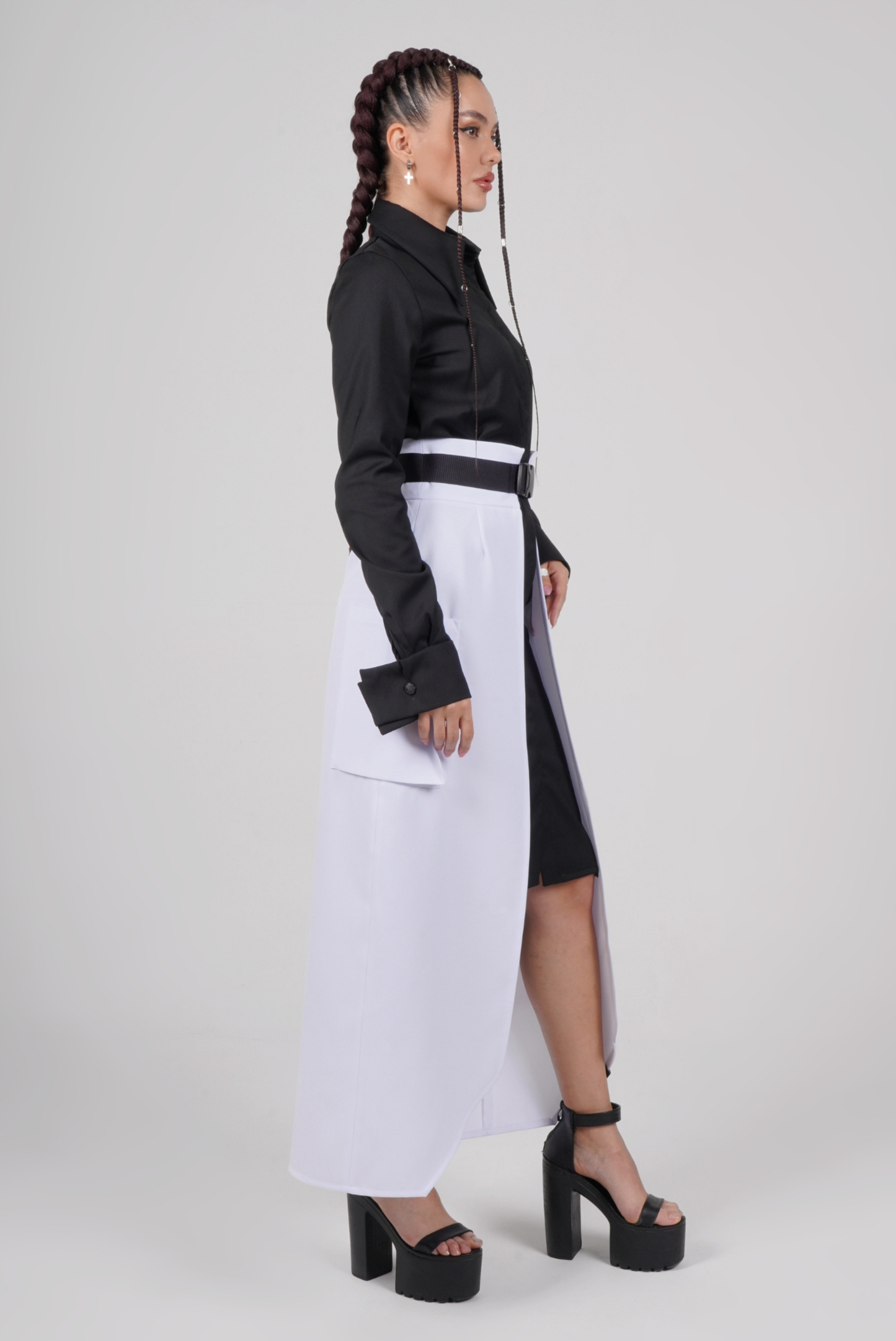 WHITE  AND BLACK MAXI PEPLUM WITH PATCH POCKETS SET