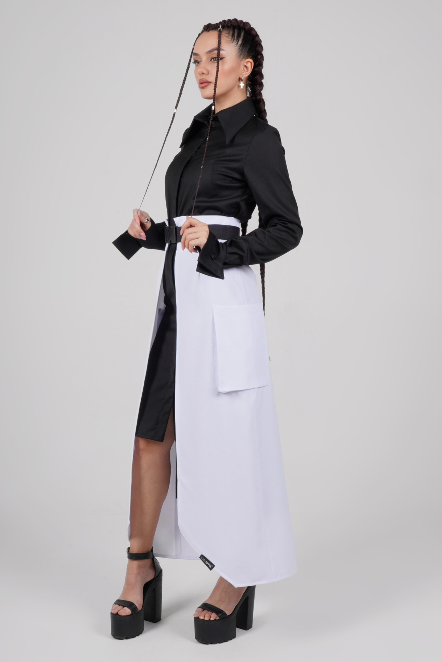WHITE  AND BLACK MAXI PEPLUM WITH PATCH POCKETS SET