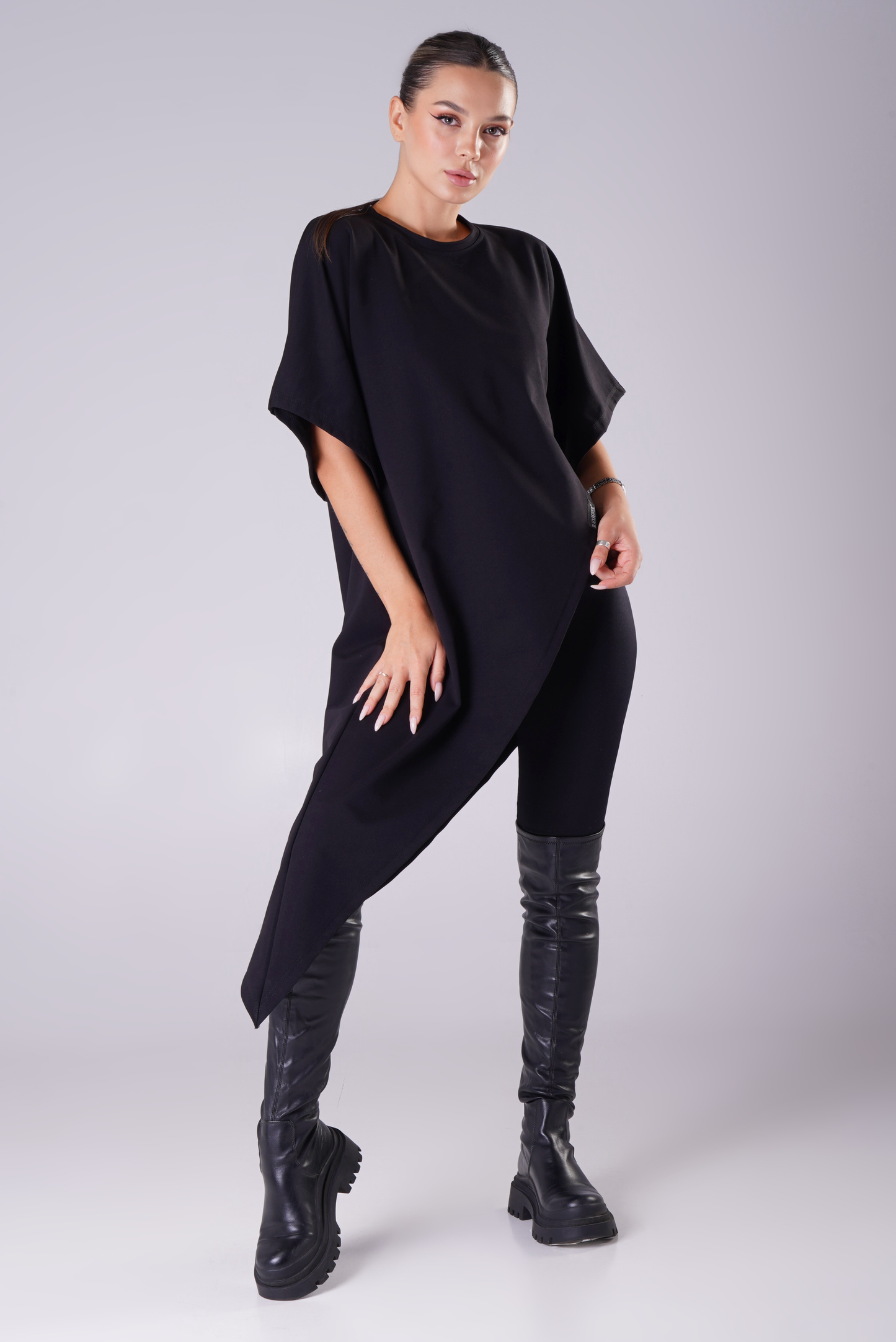 TUNIC ESSENTIAL BASE