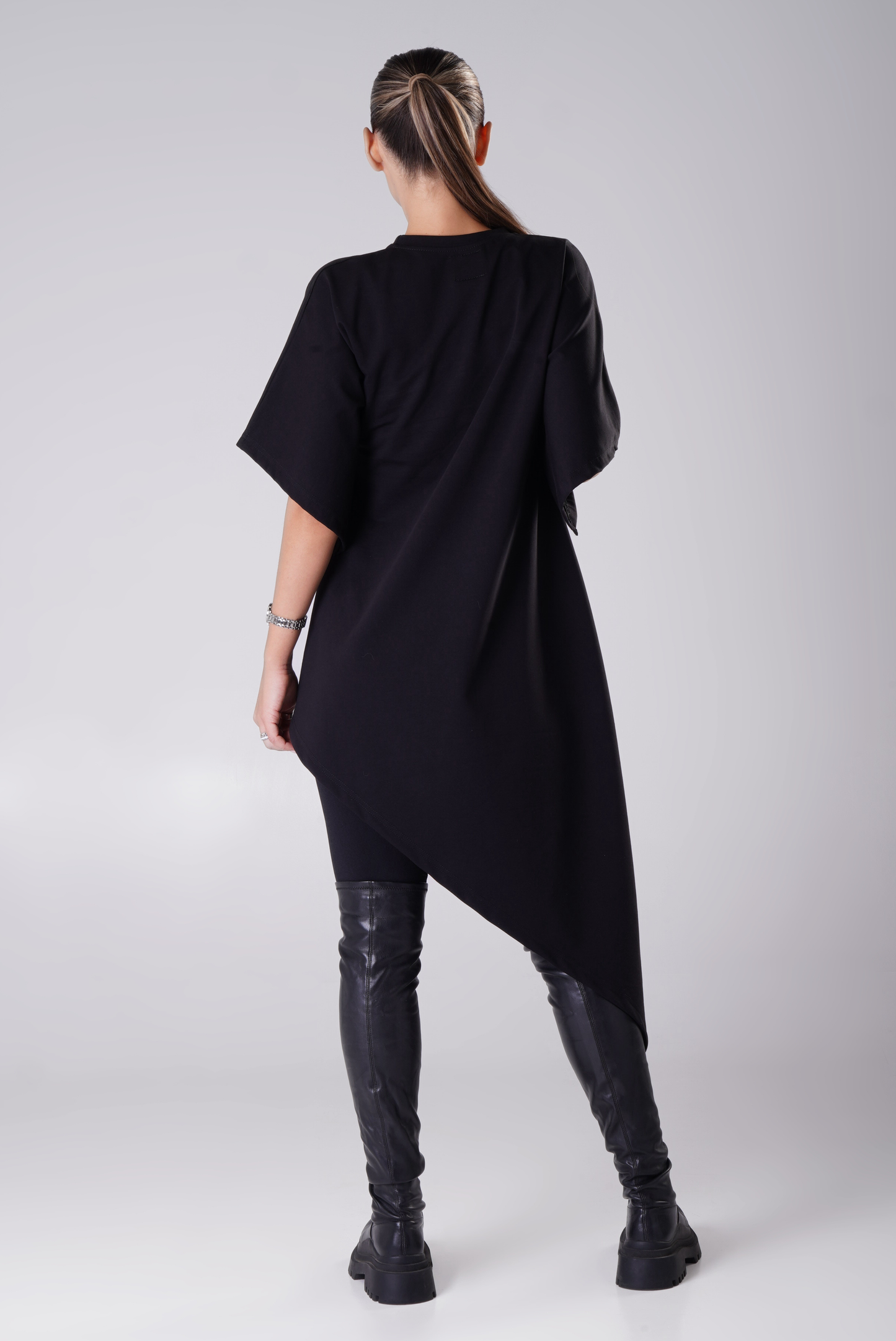 TUNIC ESSENTIAL BASE