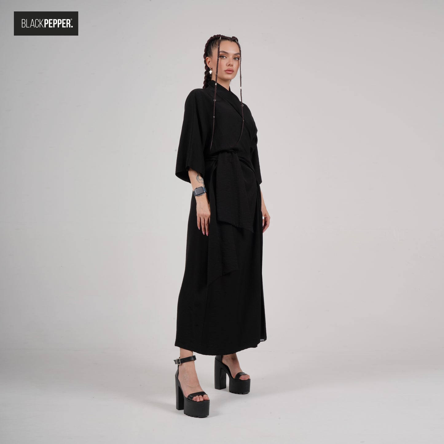 BLACK KIMONO