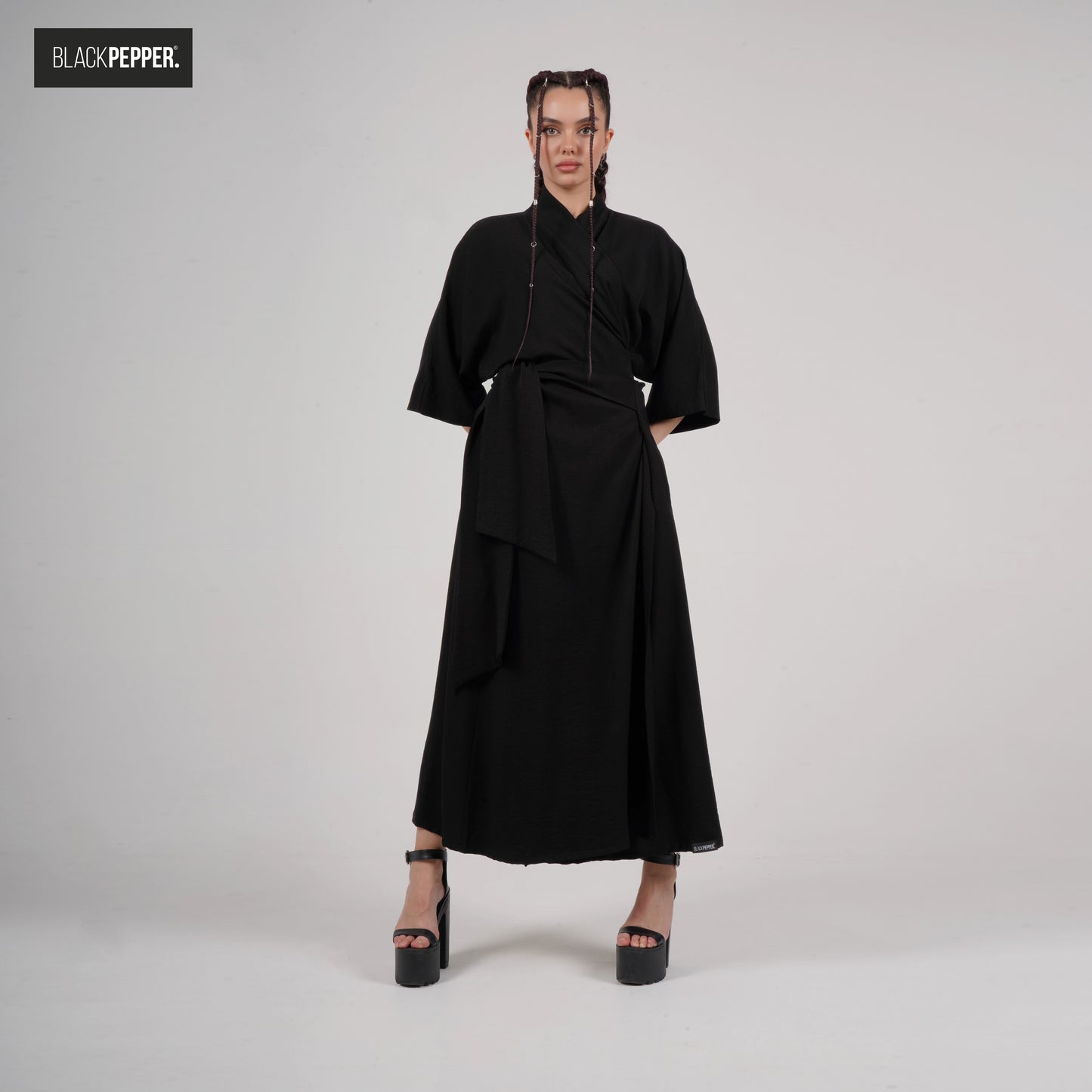 BLACK KIMONO