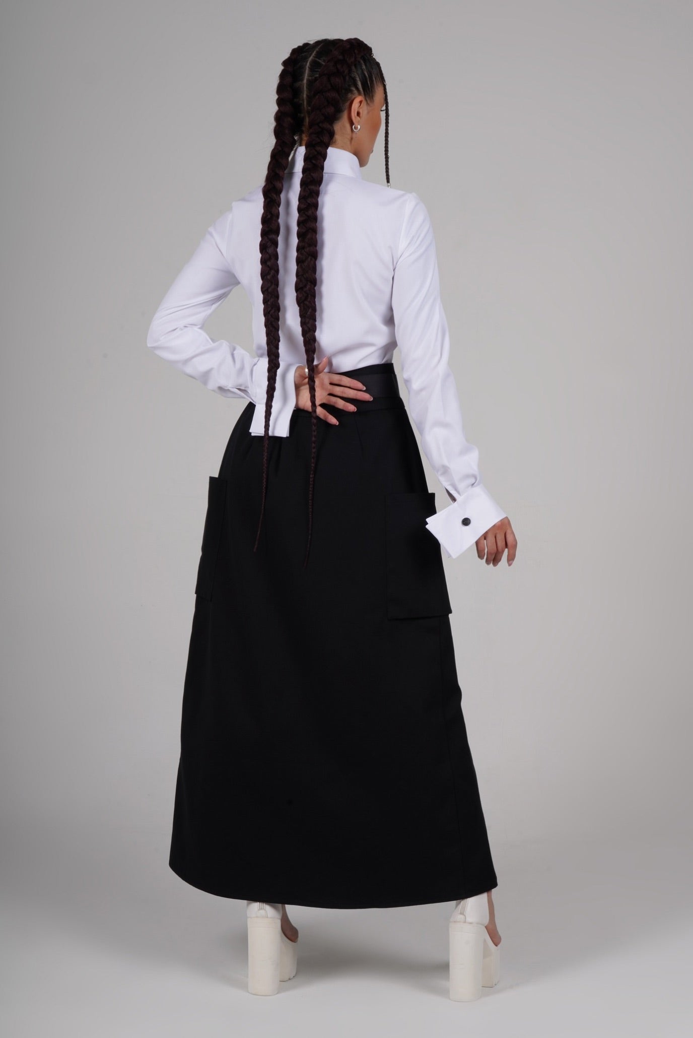 BLACK AND WHITE MAXI PEPLUM WITH PATCH POCKETS SET