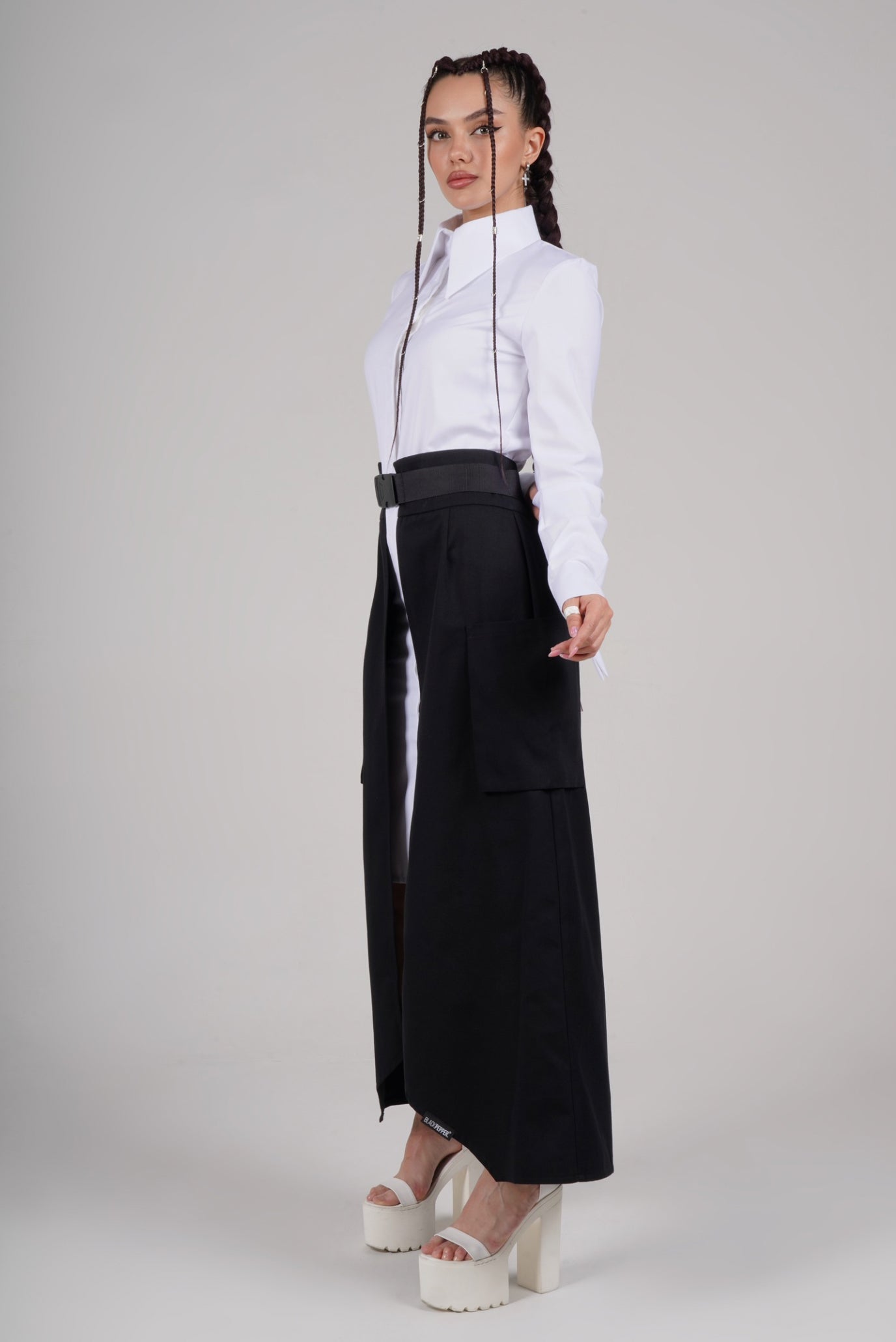 BLACK AND WHITE MAXI PEPLUM WITH PATCH POCKETS SET