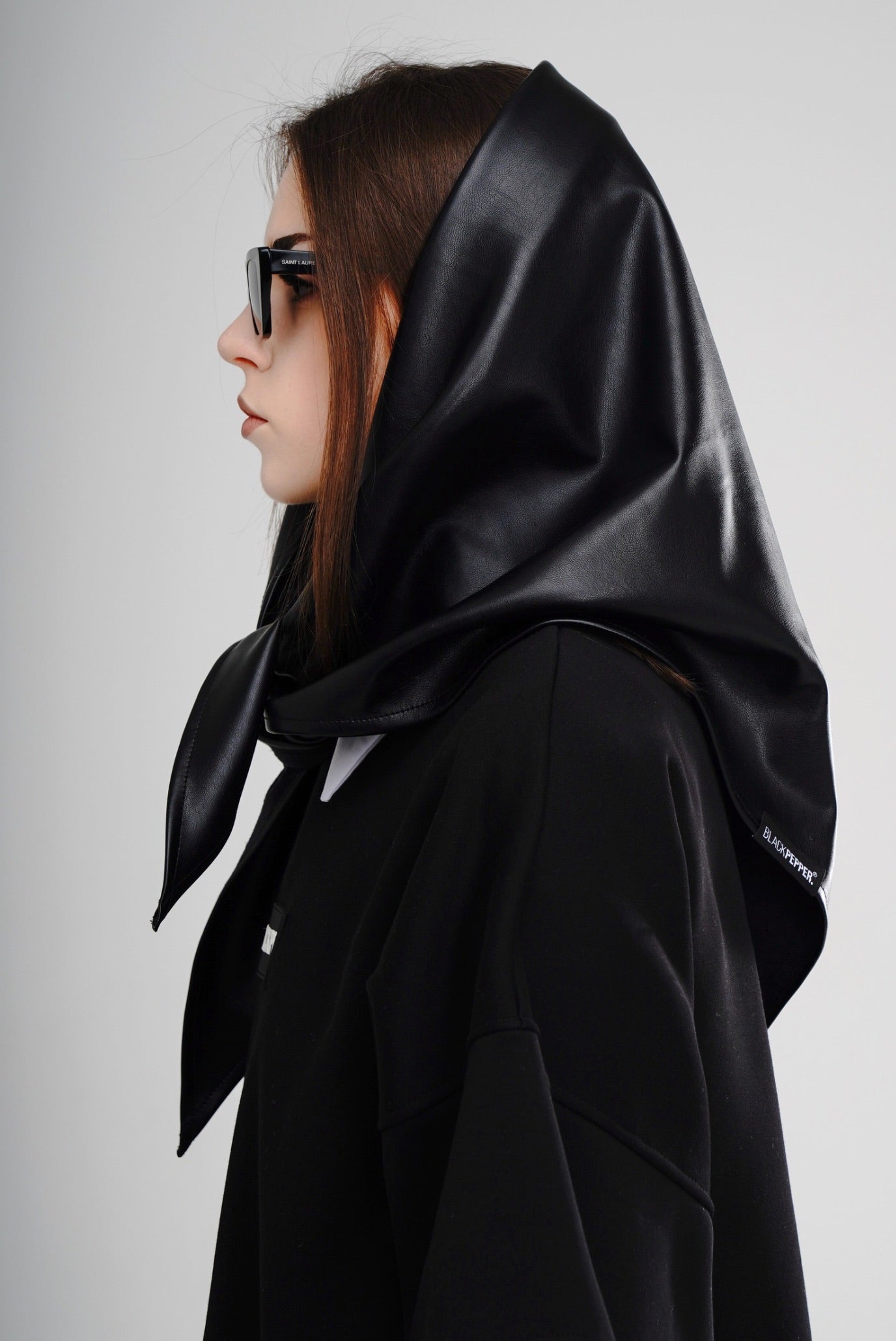PRIVATE BLACK ECO -LEATHER HEADSCARF