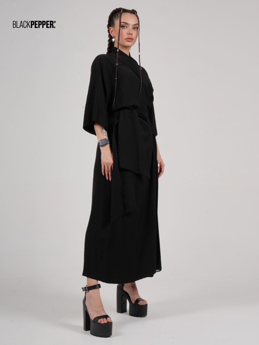 BLACK KIMONO